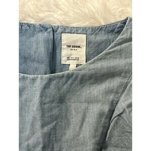 ZARA TRF Denim Chambray Ruffle Crop Top L | Blue Sleeveless Frill Blouse

⸻